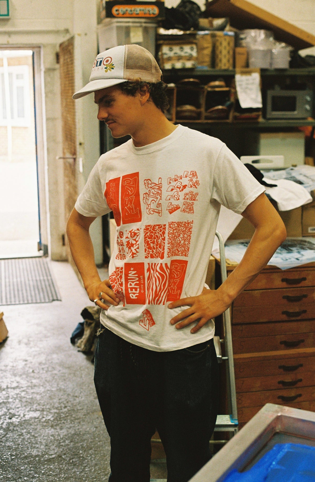 Busy T-shirt (Red)