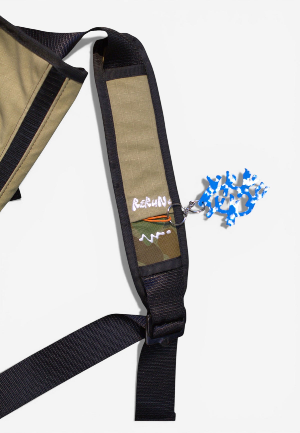 Upcycled Mondo Messenger Bag (Beige)